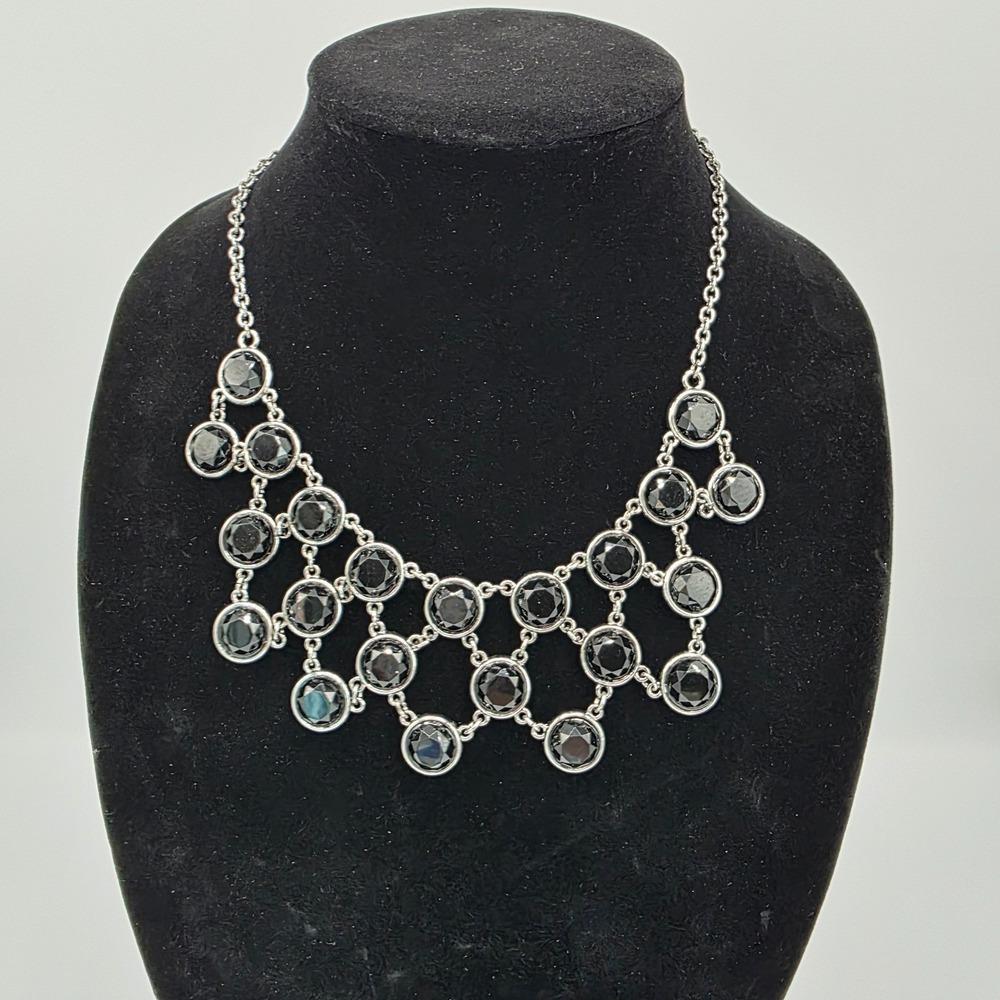 Liz Claiborne Womens Bib Silver Tone Black Rhinestone Chain Pendant Necklace 22"